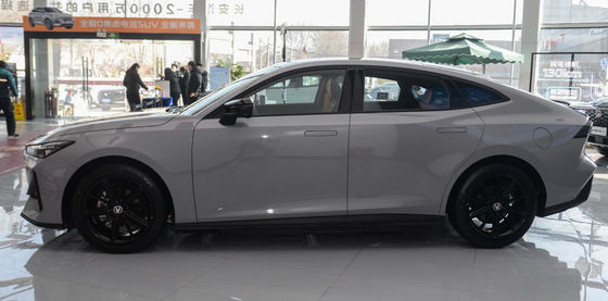 Gasoline Sedan Car EV Changan Uni-V 1.5T 2022 Intelligent Pilot Edition